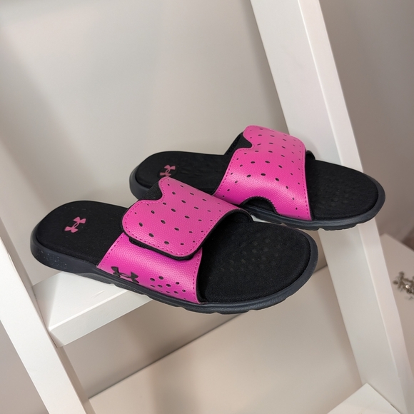 🖤 Under Armour Pink and Black Slide Sandals - Picture 2 of 4